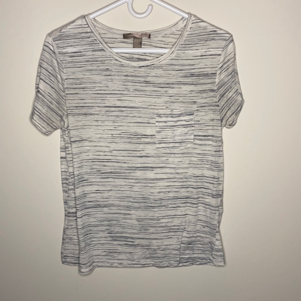 Gray top